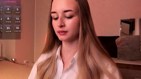 Snapshot of tiffanyhunt chatting on October 2025 01:15:02 PM Tiffany online show from October 2025 01:15:02 PM