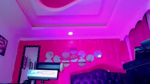 tiffanymackensyy69 online show from April 2026 12:30:01 AM