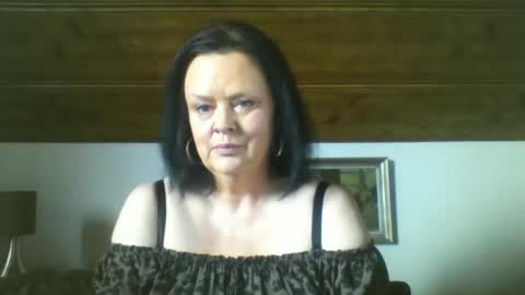 Snapshot of tiffanymature chatting on September 2025 07:19:01 AM TiffanyMature online show from September 2025 07:19:01 AM