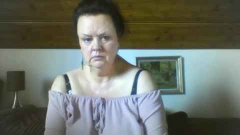 Snapshot of tiffanymature chatting on September 2025 08:48:01 AM TiffanyMature online show from September 2025 08:48:01 AM