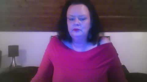 Snapshot of tiffanymature chatting on September 2025 08:31:02 PM TiffanyMature online show from September 2025 08:31:02 PM