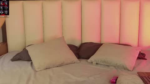 Snapshot of tiffvalentinee_ chatting on January 2025 02:04:02 AM Tiffany online show from January 2025 02:04:02 AM