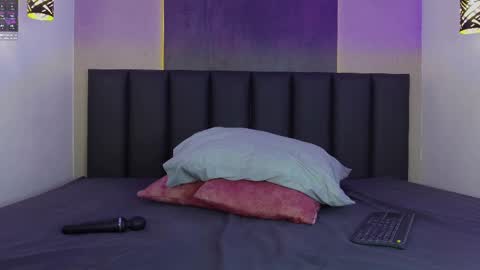 Snapshot of tiffvalentinee_ chatting on February 2025 10:59:01 PM Tiffany online show from February 2025 10:59:01 PM