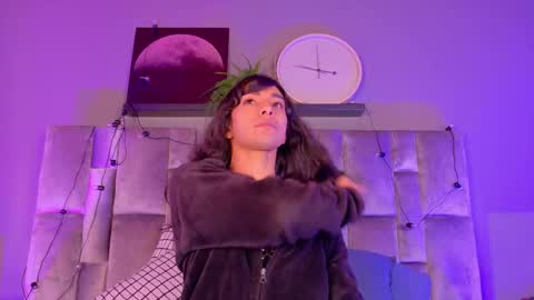 Snapshot of tiffvalentinee_ chatting on October 2025 12:22:02 PM Tiffany online show from October 2025 12:22:02 PM