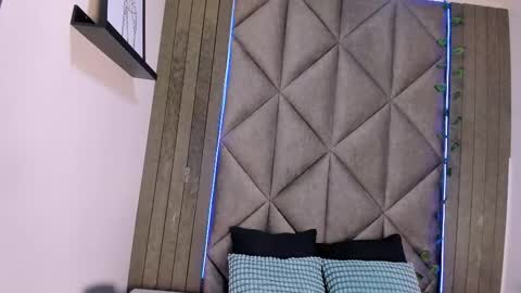 Snapshot of tiffvalentinee_ chatting on November 2025 08:00:01 PM Tiffany online show from November 2025 08:00:01 PM