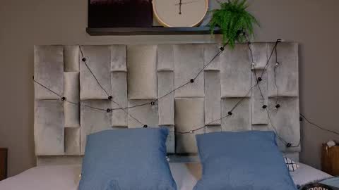 Snapshot of tiffvalentinee_ chatting on November 2025 08:08:01 PM Tiffany online show from November 2025 08:08:01 PM