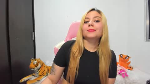 Ana online show from March 2025 12:42:01 AM