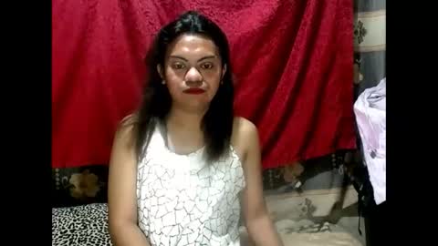 Snapshot of tight_christine chatting on January 2025 05:15:02 AM tight_christine online show from January 2025 05:15:02 AM