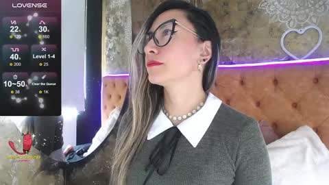 Snapshot of tila_tequila15 chatting on February 2025 03:30:02 PM TILA TEQUILA online show from February 2025 03:30:02 PM
