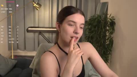 Snapshot of tilda_aikiss chatting on September 2025 09:17:02 PM tilda_aikiss online show from September 2025 09:17:02 PM