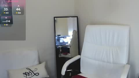 Tilly online show from January 2025 04:06:01 PM