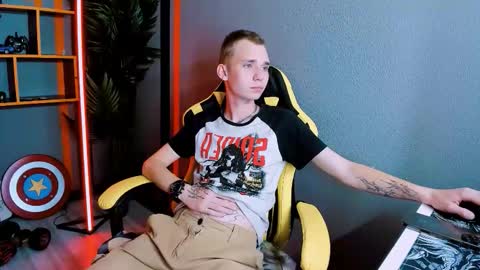 Tim online show from September 2025 08:52:02 PM