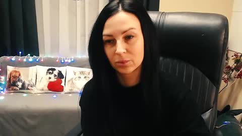 Luisa online show from January 2026 05:27:02 PM