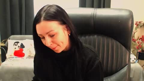 Luisa online show from February 2026 08:02:02 AM