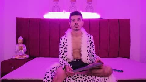 Evans  online show from October 2025 10:21:02 PM