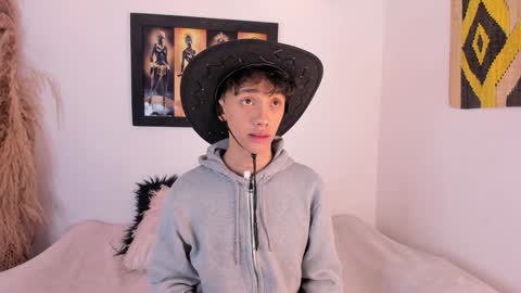 Snapshot of timothy_ross chatting on January 2025 07:39:01 PM Timothy 21 years old online show from January 2025 07:39:01 PM