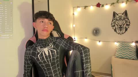 Snapshot of timothy_ross chatting on January 2025 11:46:01 PM Timothy 21 years old online show from January 2025 11:46:01 PM