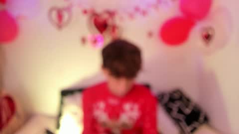 Snapshot of timothy_ross chatting on February 2025 08:10:02 PM Timothy 21 years old online show from February 2025 08:10:02 PM