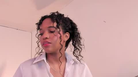 T I N A online show from May 2026 06:57:01 PM