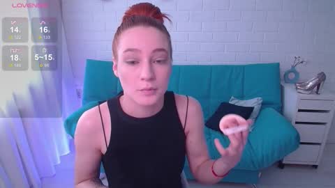 Tina online show from September 2025 11:31:02 AM