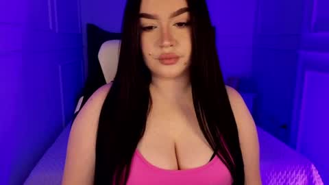 hi im curvy babyface girlie Tina online show from April 2026 02:56:02 PM