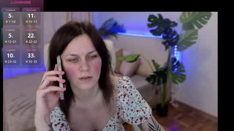 TinaMelt online show from October 2025 05:00:01 PM