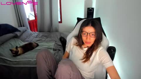 Tina online show from February 2025 07:38:02 PM