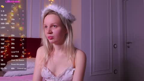 Snapshot of tinasiner chatting on December 2024 01:49:02 PM tinasiner online show from December 2024 01:49:02 PM