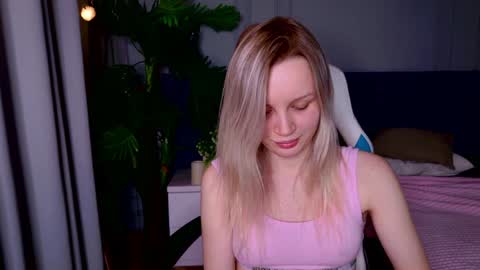 Snapshot of tinasiner chatting on January 2025 02:22:01 PM tinasiner online show from January 2025 02:22:01 PM