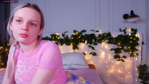 Snapshot of tinasiner chatting on March 2025 04:44:02 PM tinasiner online show from March 2025 04:44:02 PM