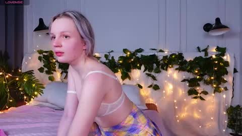 Snapshot of tinasiner chatting on March 2025 07:48:01 PM tinasiner online show from March 2025 07:48:01 PM