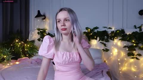 Snapshot of tinasiner chatting on March 2025 02:18:01 PM tinasiner online show from March 2025 02:18:01 PM