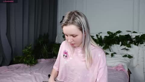 Snapshot of tinasiner chatting on March 2025 05:38:02 PM tinasiner online show from March 2025 05:38:02 PM