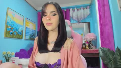 Tina Valentine online show from January 2026 11:34:01 AM