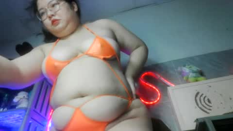 tini_bei online show from August 2026 08:00:01 PM