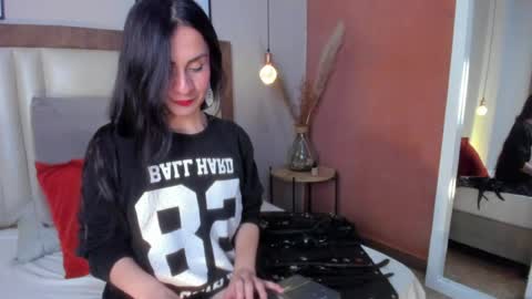 Tina Moon online show from April 2026 12:37:02 AM