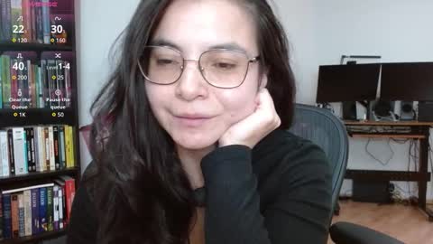 Snapshot of tiny_caroline chatting on October 2025 10:23:02 PM Tiny Caroline online show from October 2025 10:23:02 PM