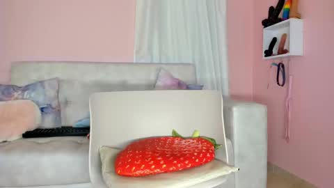 tiny_cora online show from February 2025 07:49:01 PM