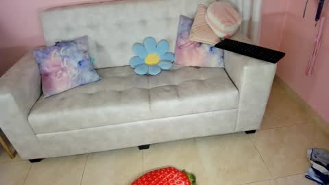 tiny_cora online show from February 2025 07:59:02 PM