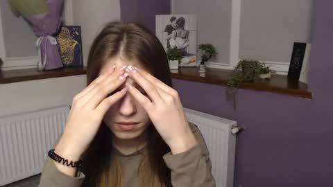 Gloria online show from February 2025 11:04:02 PM