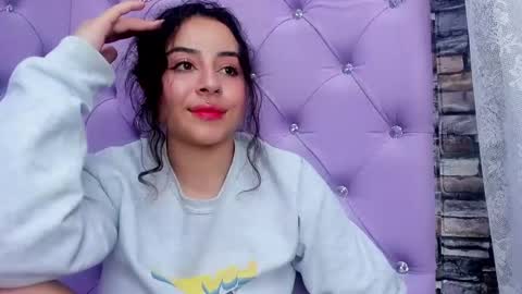 Snapshot of tiny_love_ chatting on December 2024 08:16:01 AM tiny online show from December 2024 08:16:01 AM