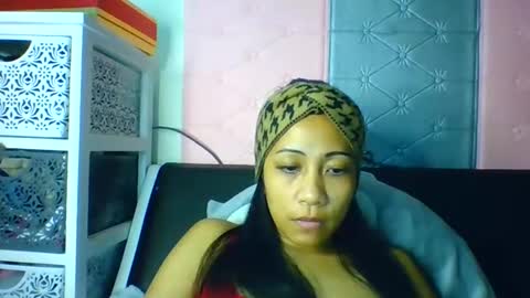 Tinyasian911718 sweetinyasian instagram online show from December 2024 06:28:01 PM