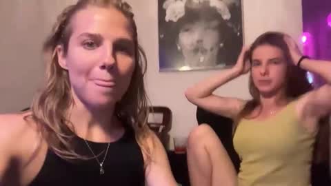 Tiny online show from April 2026 12:12:01 AM