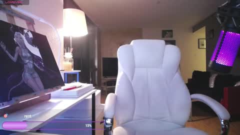 Snapshot of tinykylie chatting on April 2026 01:42:02 AM stage Kylie Sinner brand CLITBAIT online show from April 2026 01:42:02 AM