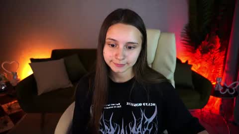 Snapshot of tinynataliee chatting on June 2026 07:25:02 PM tinynataliee online show from June 2026 07:25:02 PM