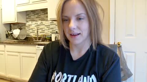 tinywithtiddies online show from December 2025 01:51:02 PM