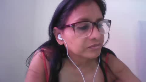 Ester online show from January 2025 02:25:02 PM