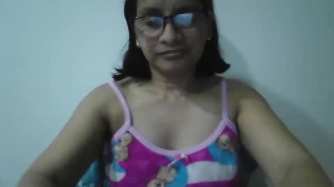 Ester online show from September 2025 01:27:01 AM
