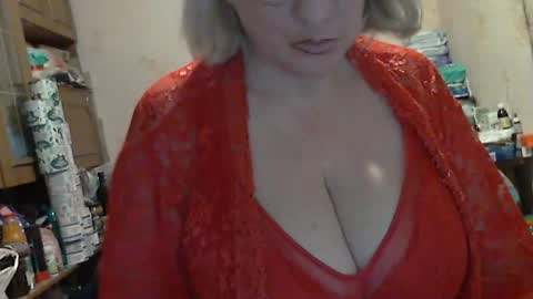tittylina online show from October 2025 10:10:01 PM