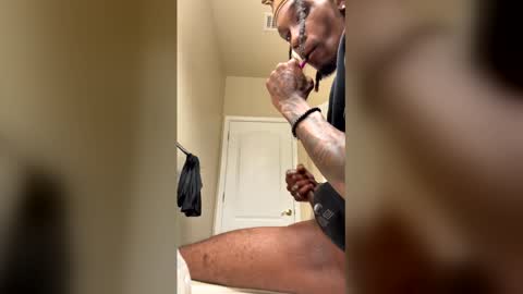 tlong29 online show from March 2026 10:01:01 AM